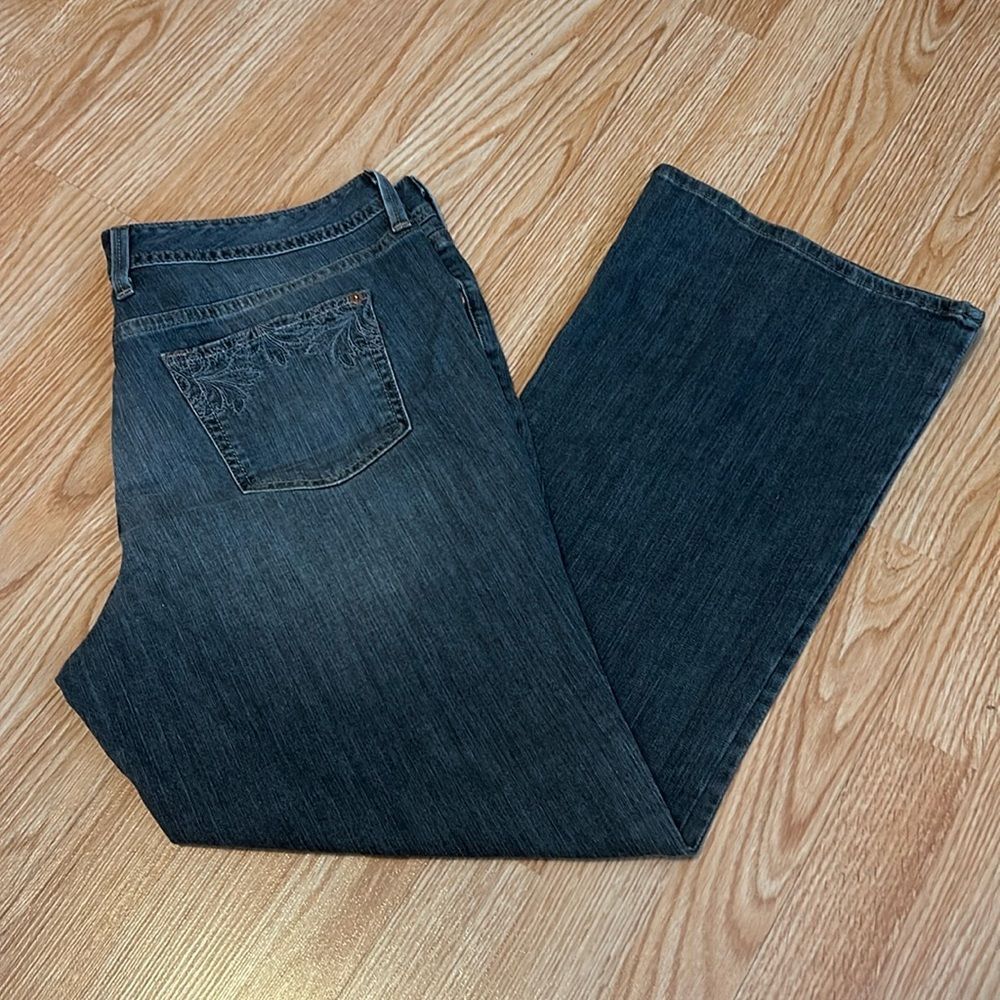 Eddie Bauer Women's Plus 5 Pocket Bootcut Stretch Jeans size 16S Black A184